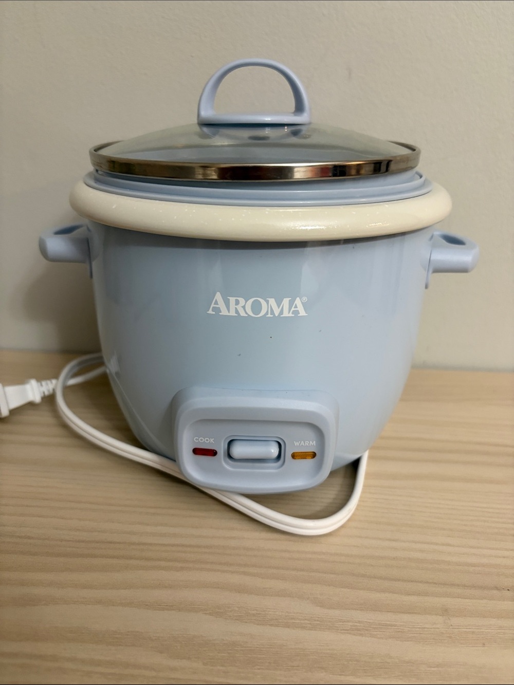 Aroma Home Light Blue Electric Rice Cooker with Glass Lid
